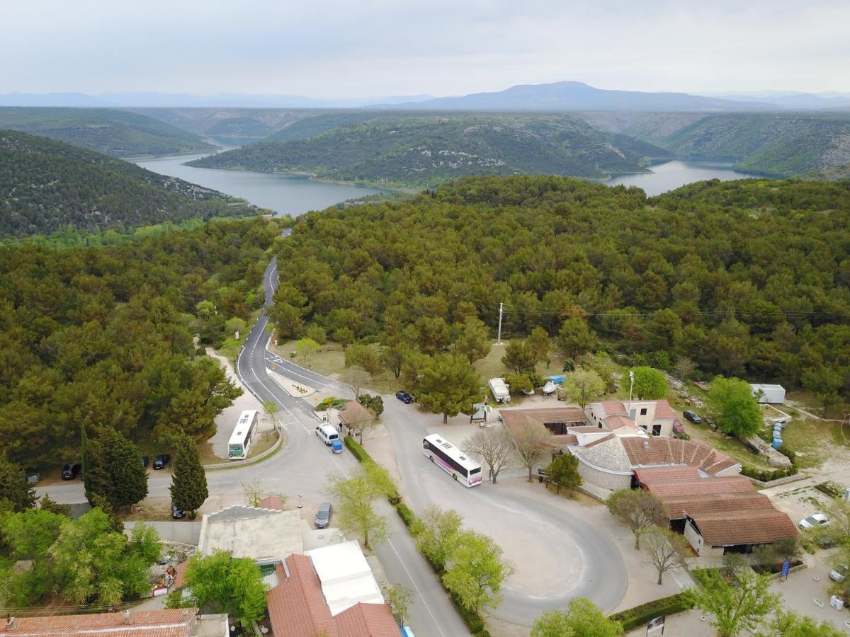 Hotel Vrata Krke Lozovac Exterior foto